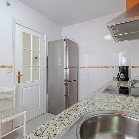 3bdr 2 Bath With Parking In The Location Apartamento Benalmádena